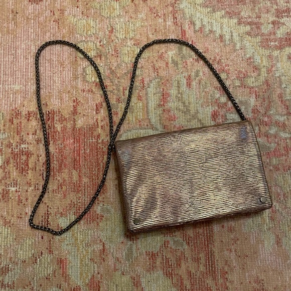 Iridescent Clutch 💖 - Picture 1 of 12